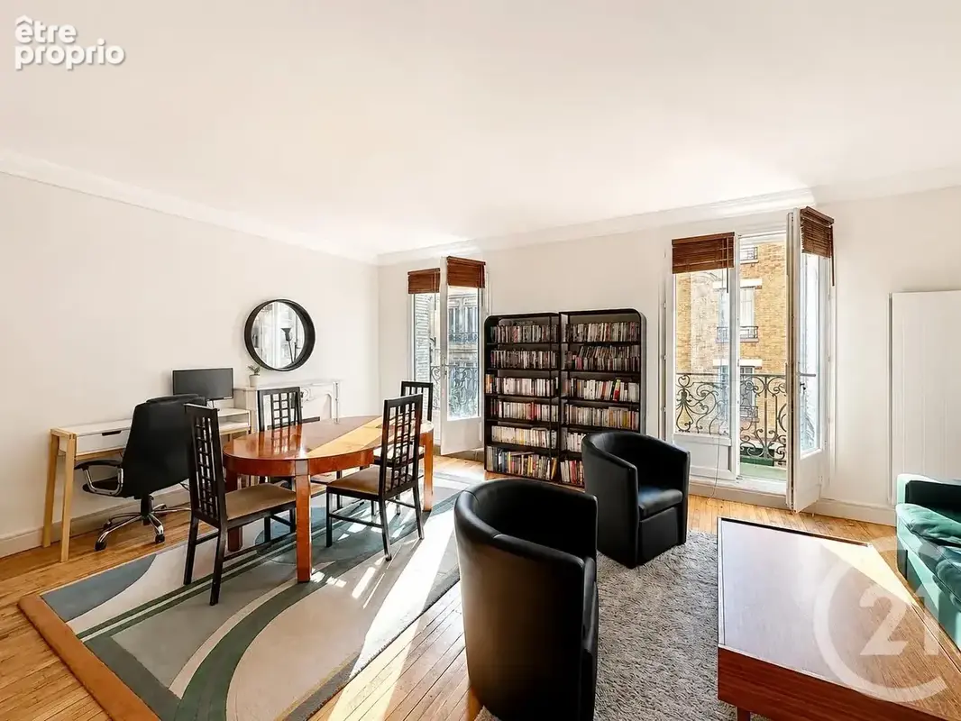 Appartement à PARIS-14E