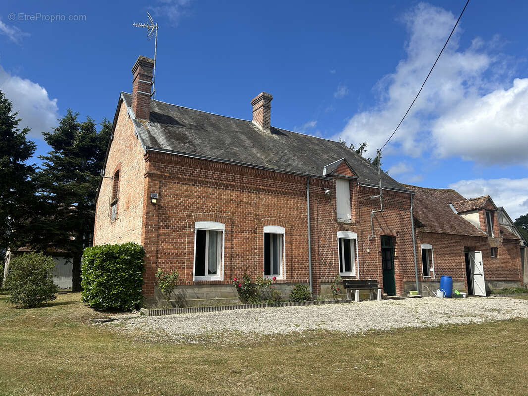Maison à POILLY-LEZ-GIEN