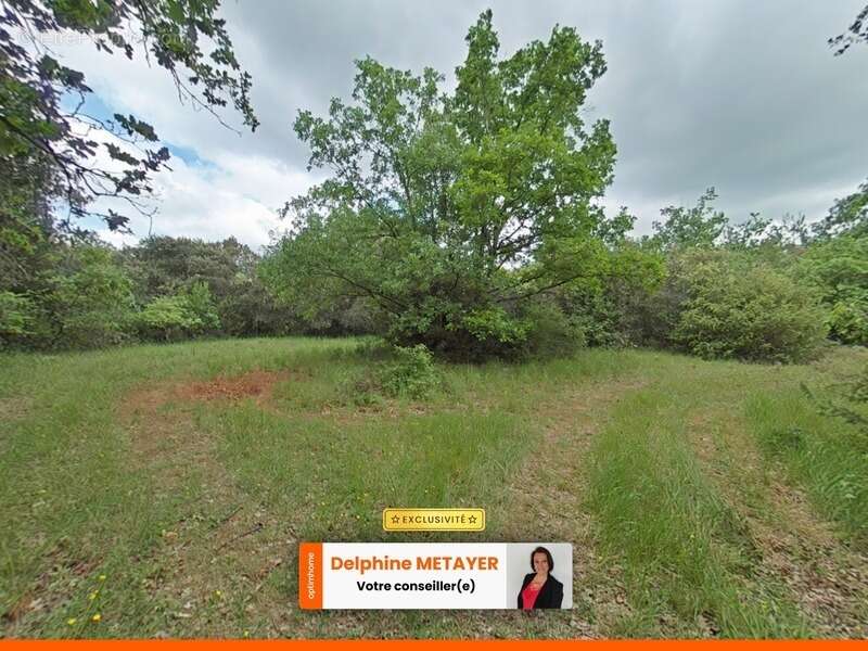 Terrain à TAVERNES