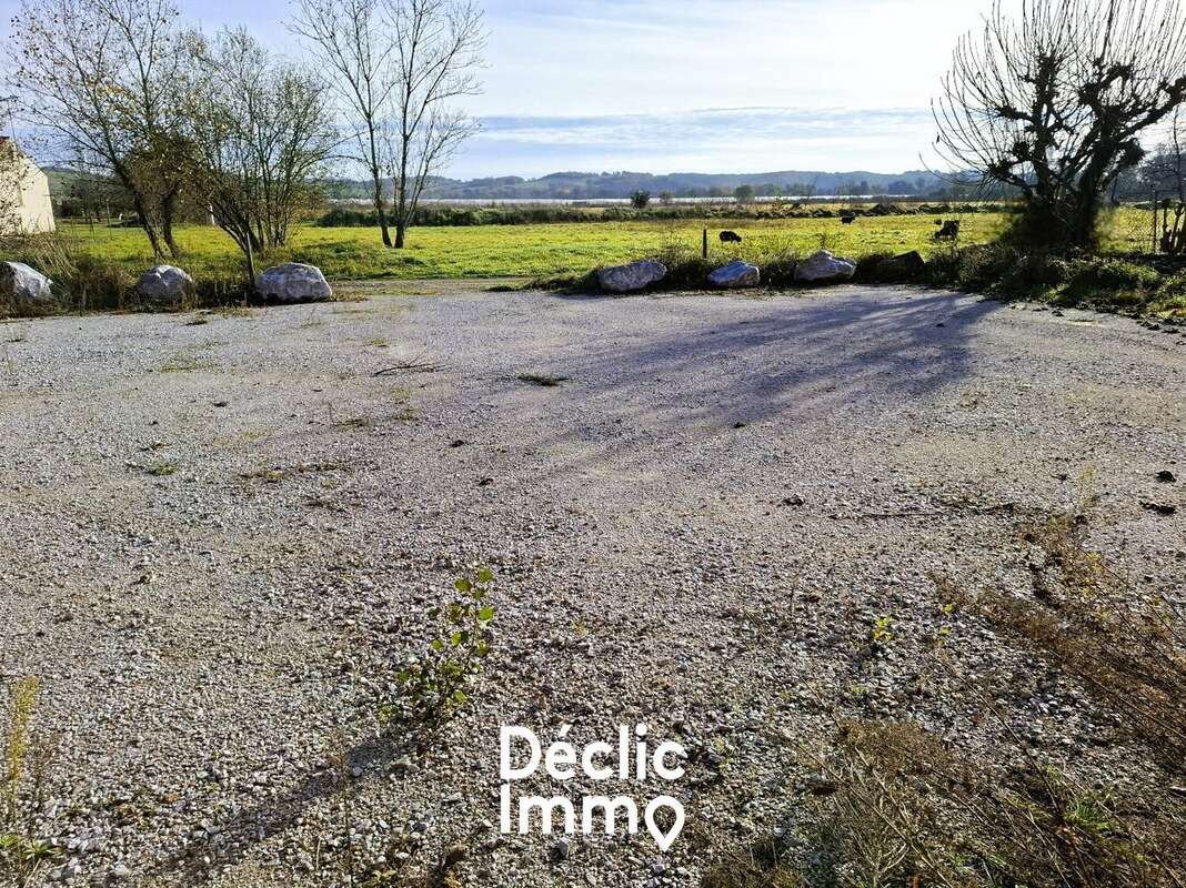 Terrain plat à 2 min de Lavaur  Idéal projet maison ou activité pro - photo 2