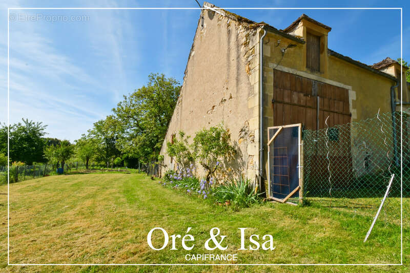Dpt Cher (18), Loye-Sur-Arnon, Maison 112 m² – Grand terrain, dépendance de 100 m² et garage avec fosse - photo 56