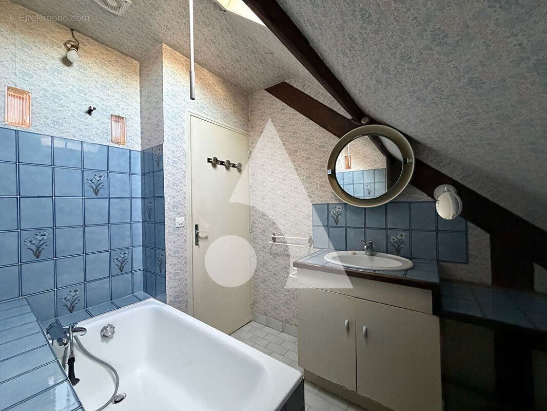 Maison à GUICHAINVILLE