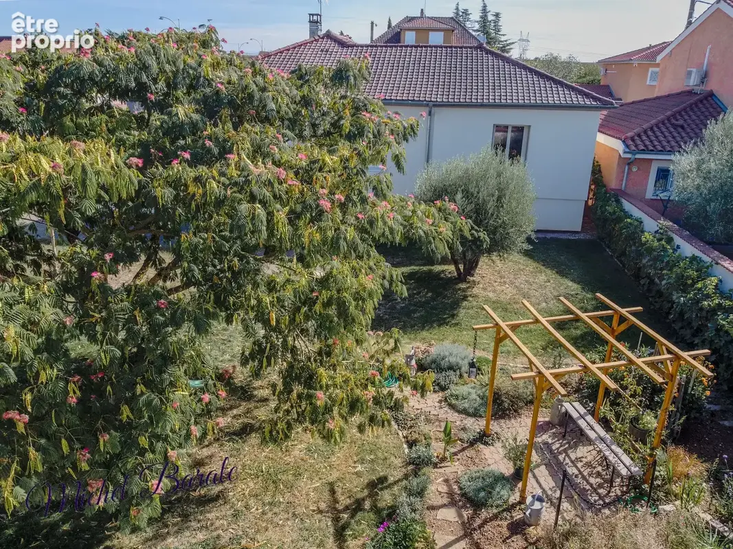 Genas – propriété luxe & prestige – 131 m² – sous-sol 100 m² – terrain 1 118 m² - photo 6