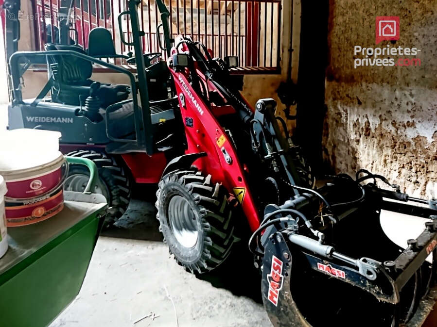 Maison à VARNEVILLE