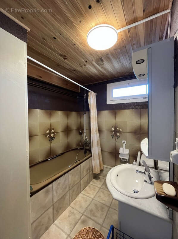 Appartement à SAINT-PIERRE-DELS-FORCATS