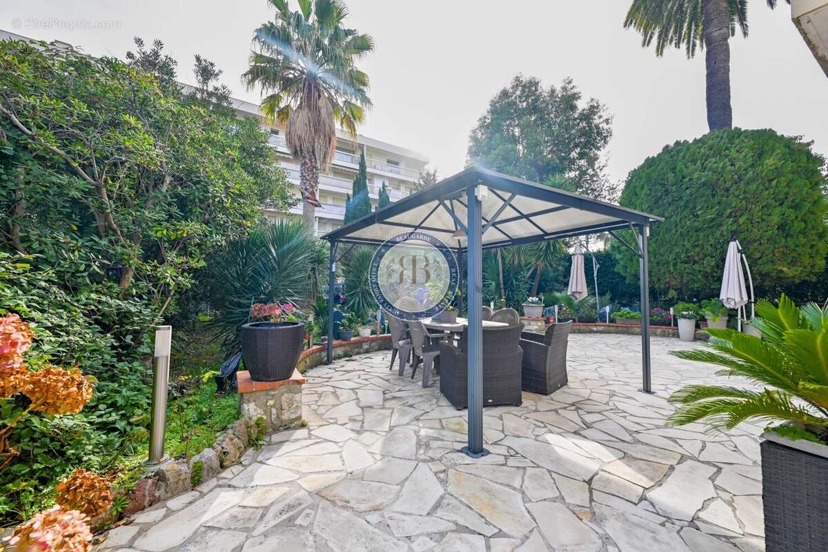 A vendre - cannes – palm beach – maison individuelle – 5 chambres – emplacement exceptionne - photo 12