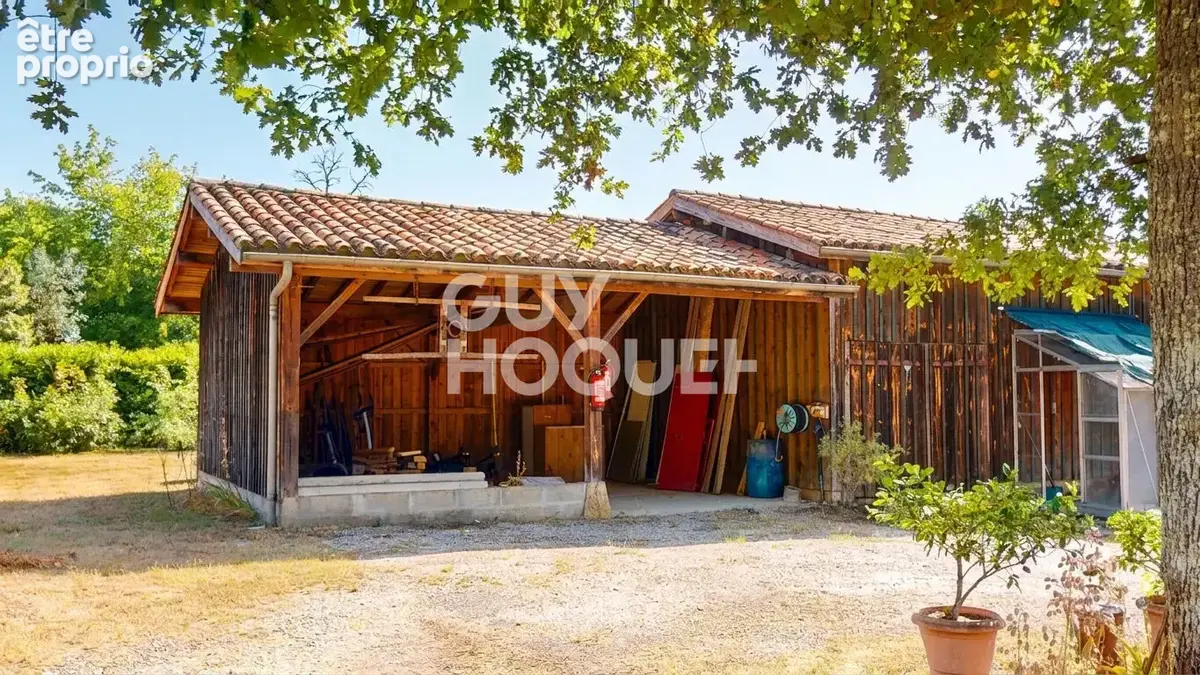 Maison à vendre 225 m2, dépendances et Parc - photo 12