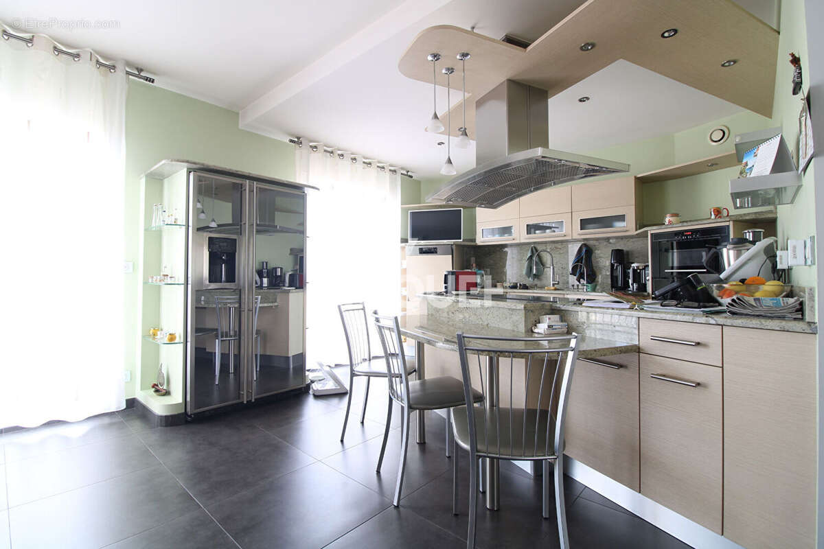 Maison à VILLECRESNES