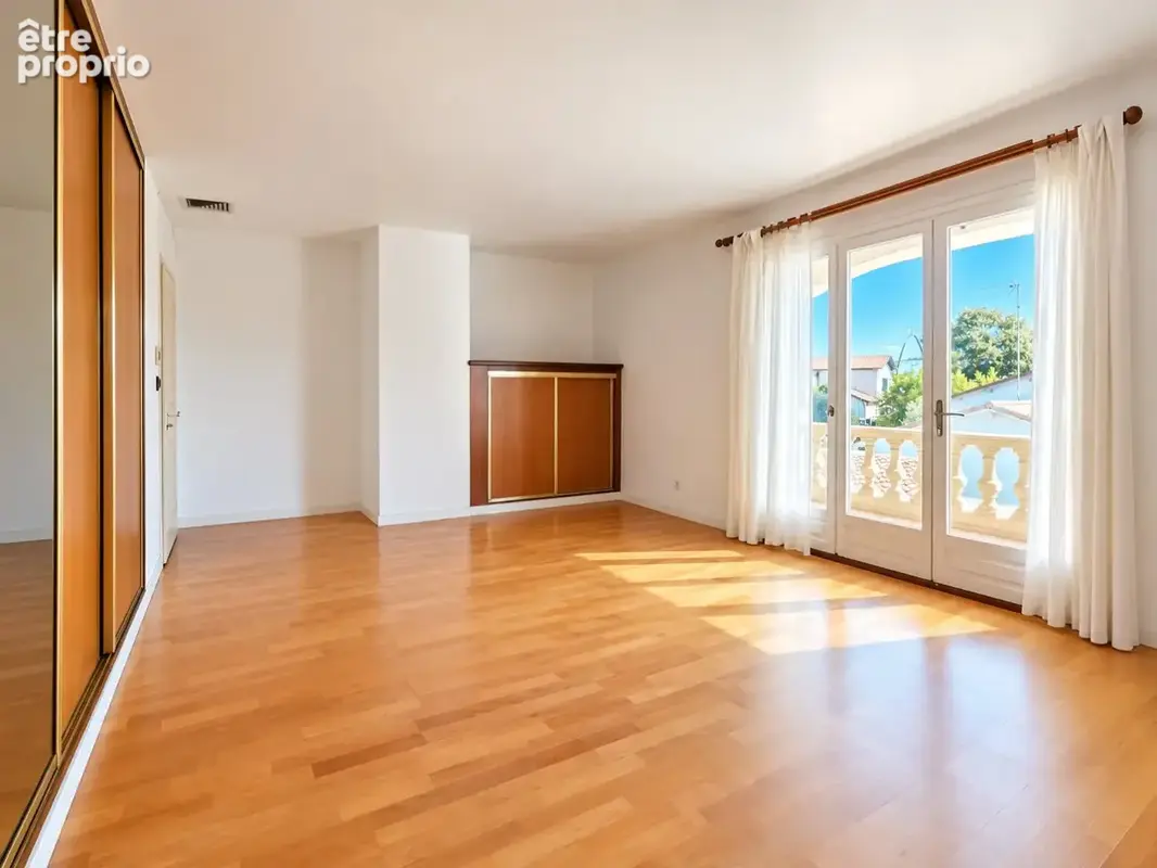 Maison familiale 190 m² - 5 chambres - avec piscine et garage - photo 8