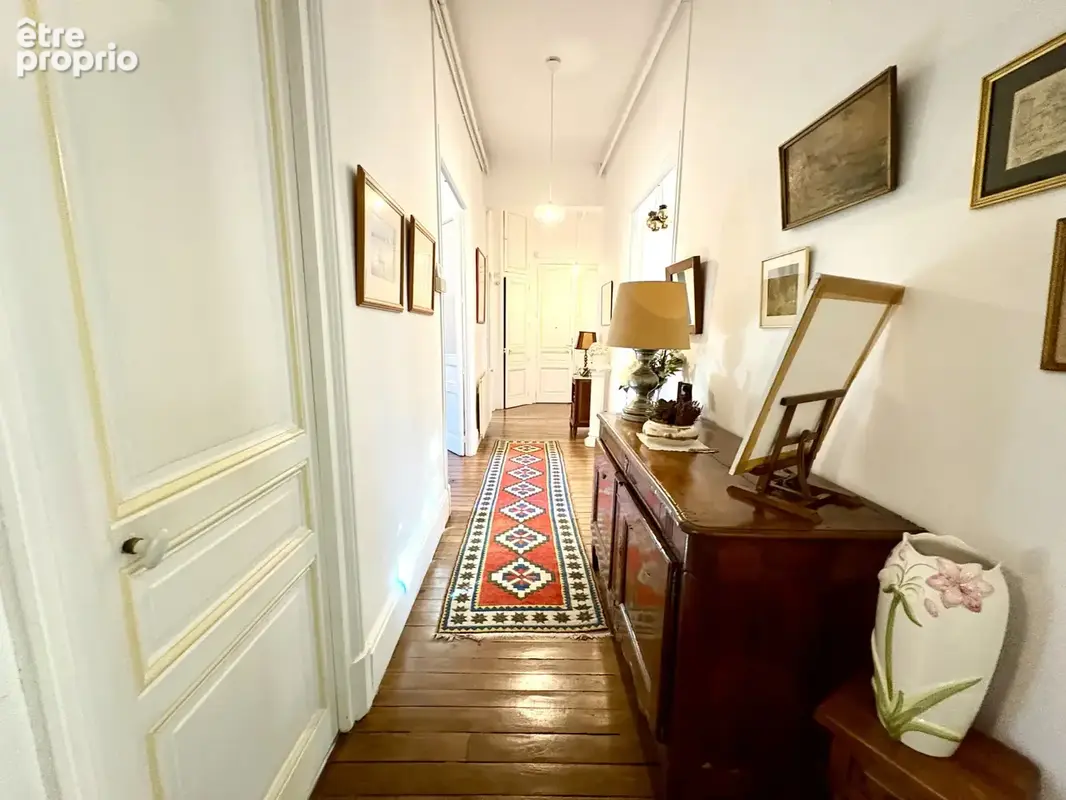Appartement bourgeois 128m2 avenue du Midi  avec terrasse et deux garages - photo 12