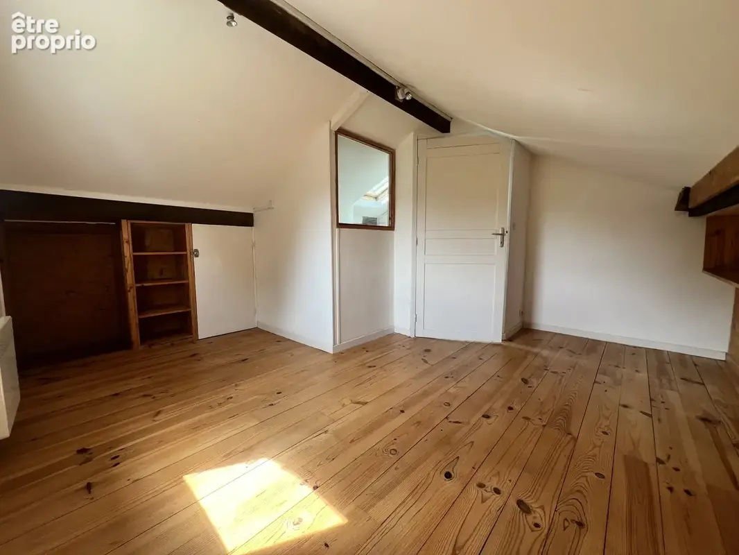 Maison 6 pièces de 165 m2 au sol avec terrain de 168 m2 - photo 4