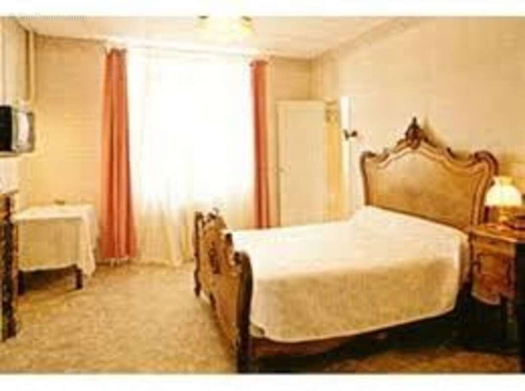 Dpt Allier (03), à vendre ESTIVAREILLES Hôtel - Restaurant -Bar ( licence 4 ) 10 minutes de Montluçon - photo 20