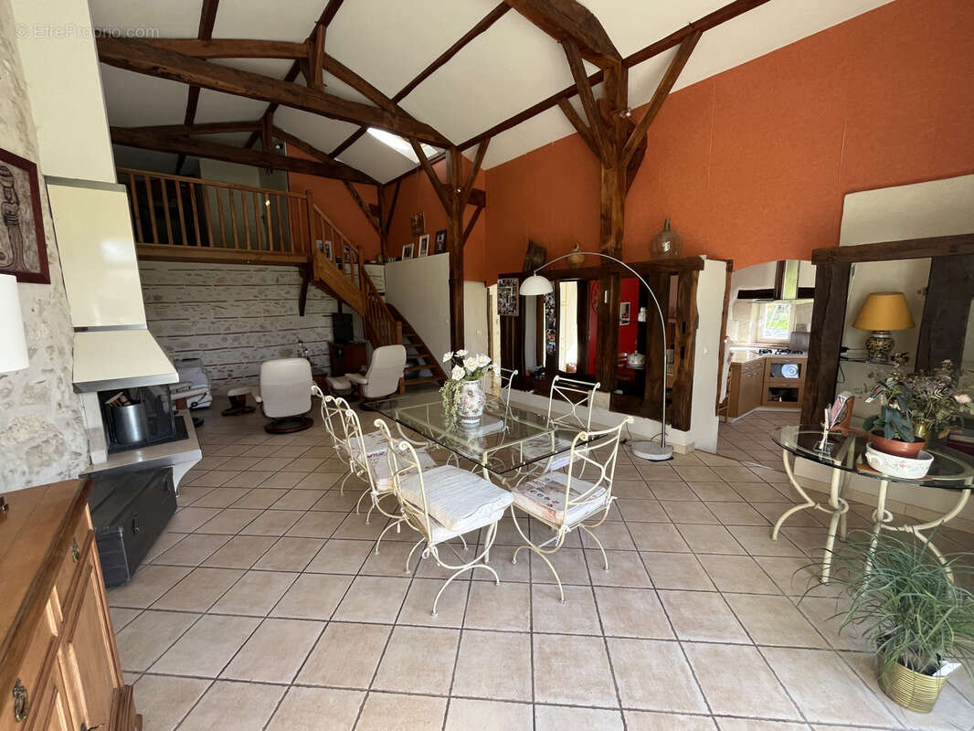 Maison à CASTELJALOUX