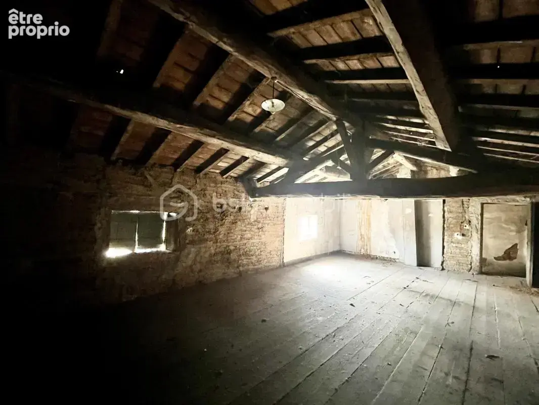 Maison ancienne à rénover – 200m² habitables sur 1 280m² de terrain - photo 8