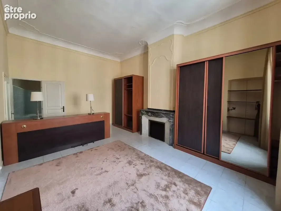 Narbonne – cœur de ville – appartement de caractère avec grand garage - photo 5