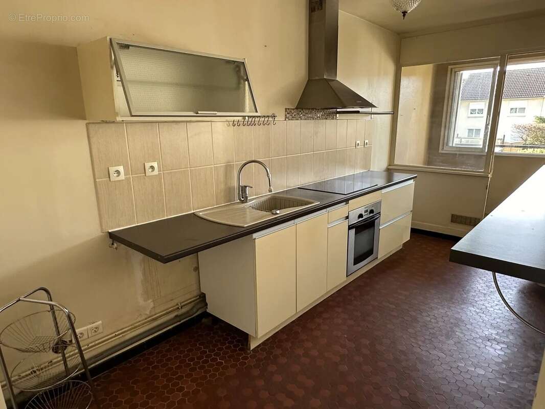 Appartement à MAINVILLIERS