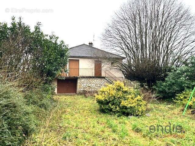 Maison à PETIT-NOIR