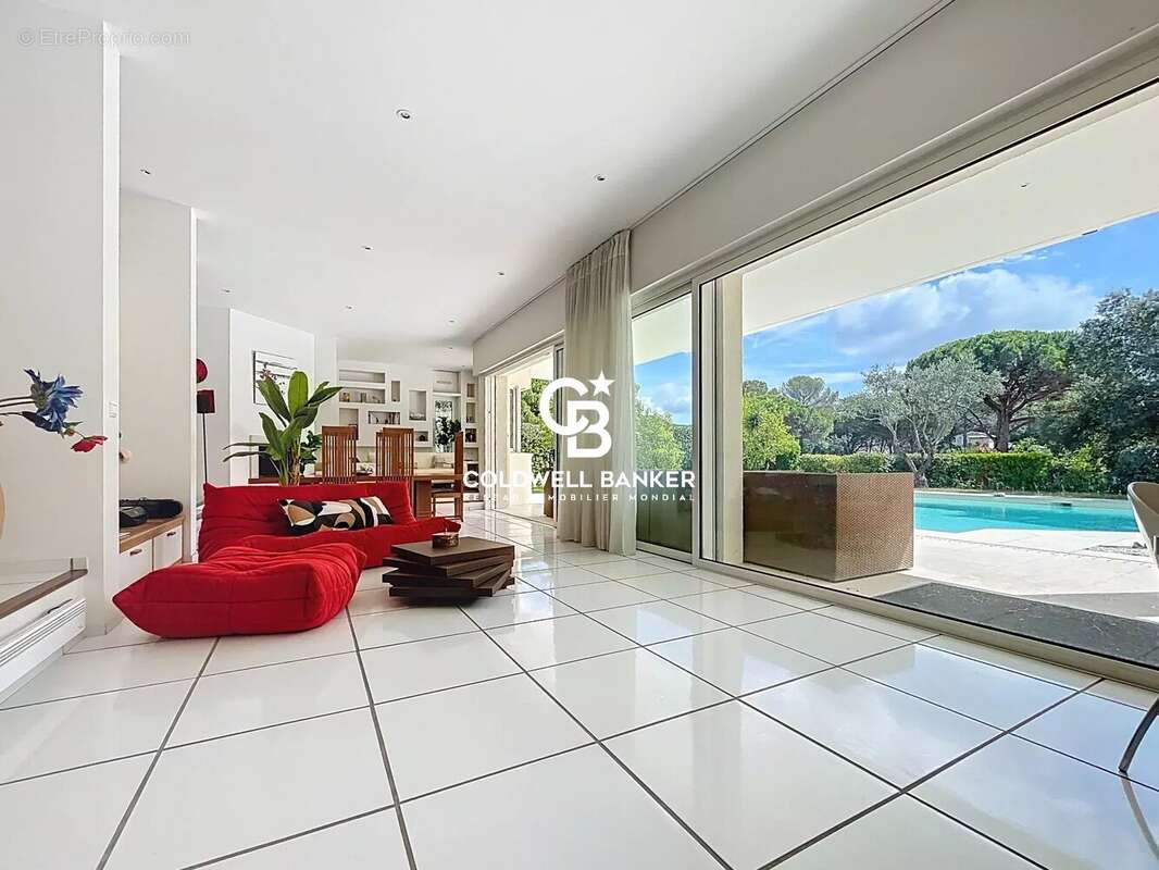 Maison à SAINT-RAPHAEL