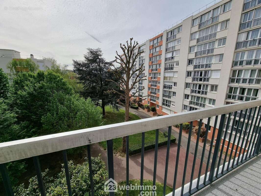 Appartement à THIAIS