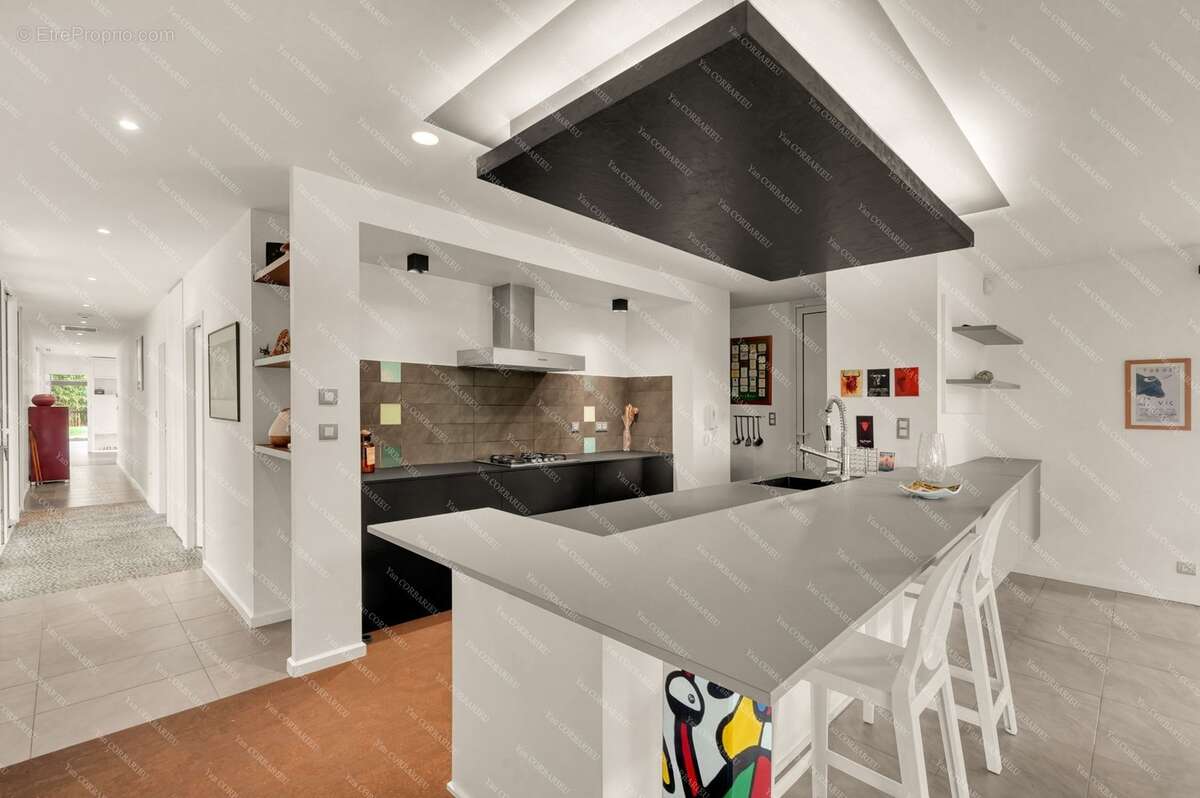 Villa d'architecte de plain-pied – 209 m² de lumière, nature préservée et confort énergétique – Saint-Lys - photo 2