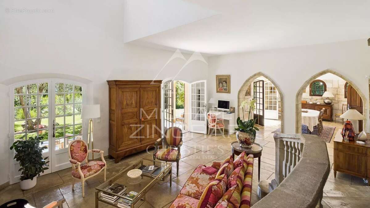 Maison à SPERACEDES