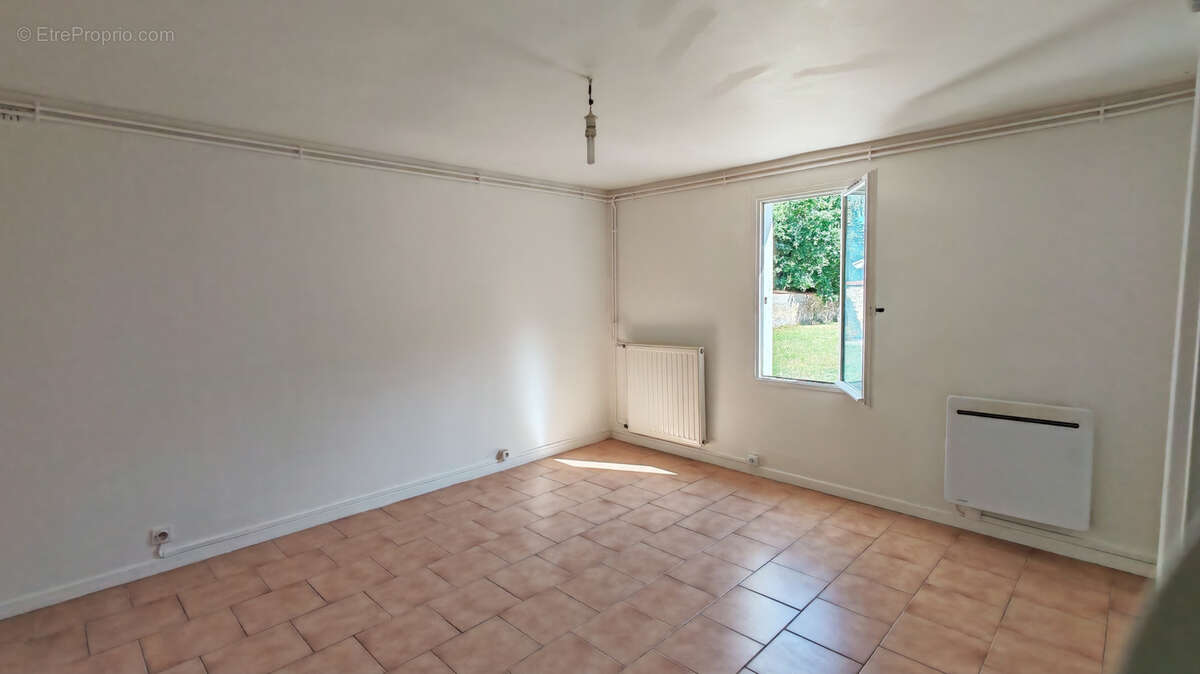 Maison et son terrain 1000 m2 - photo 2