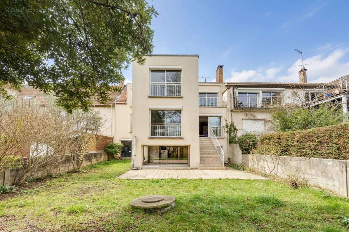 Maison à VITRY-SUR-SEINE