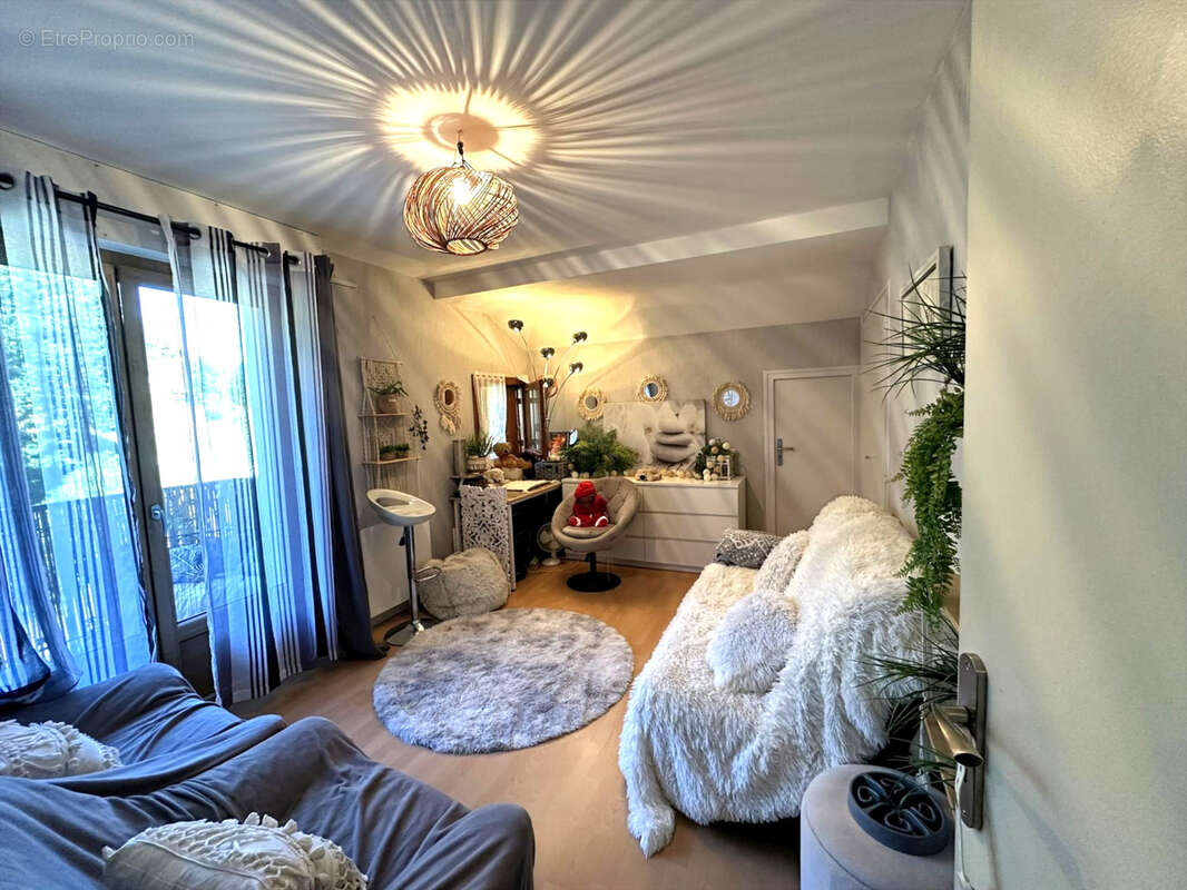 Maison individuelle de 215m2- Deux appartements- - photo 4