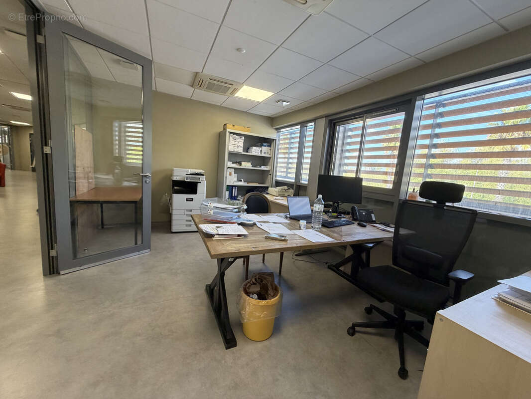 Autre à ROQUEBRUNE-SUR-ARGENS