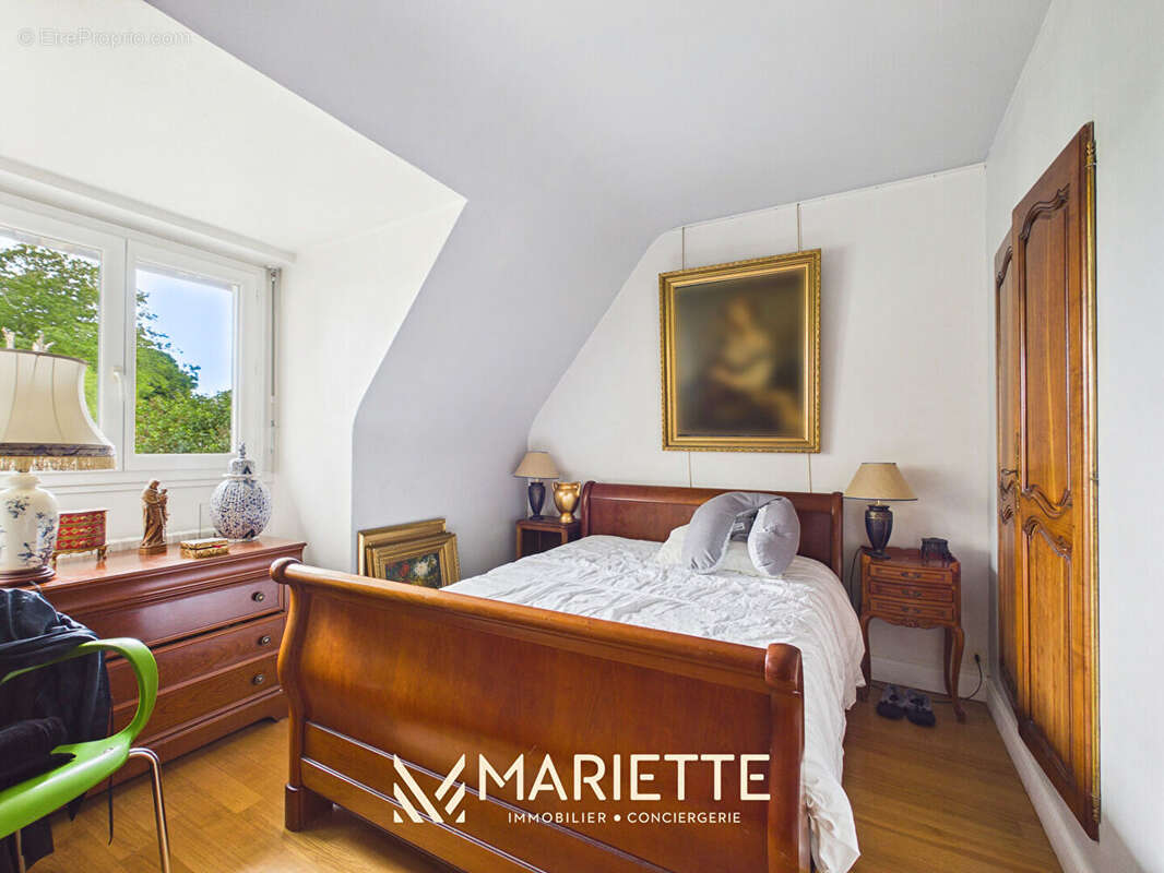 "ARBOEL" Centre-bourg - Maison familiale avec piscine et dépendance - photo 14