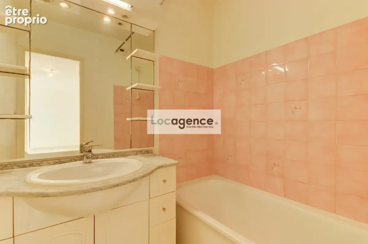Appartement 2 pièces avec garage dans résidence avec piscine et parc - photo 6