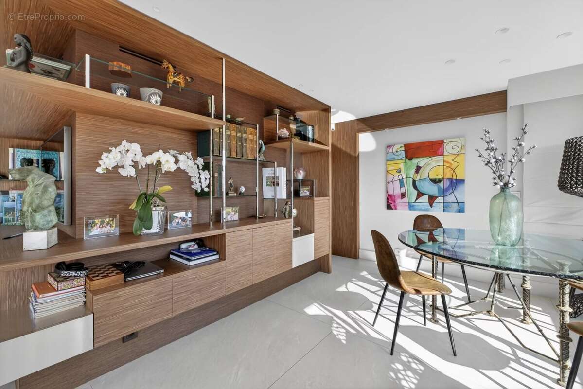Appartement à LE CANNET