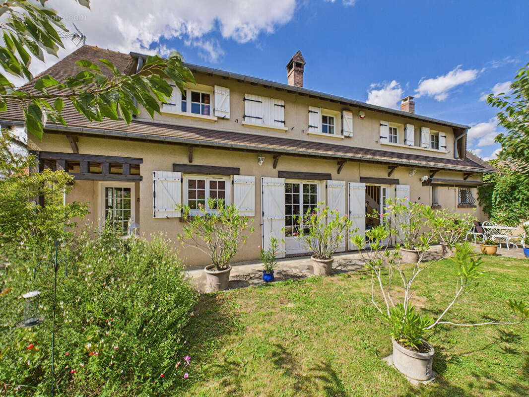 Maison à NOGENT-LE-ROI
