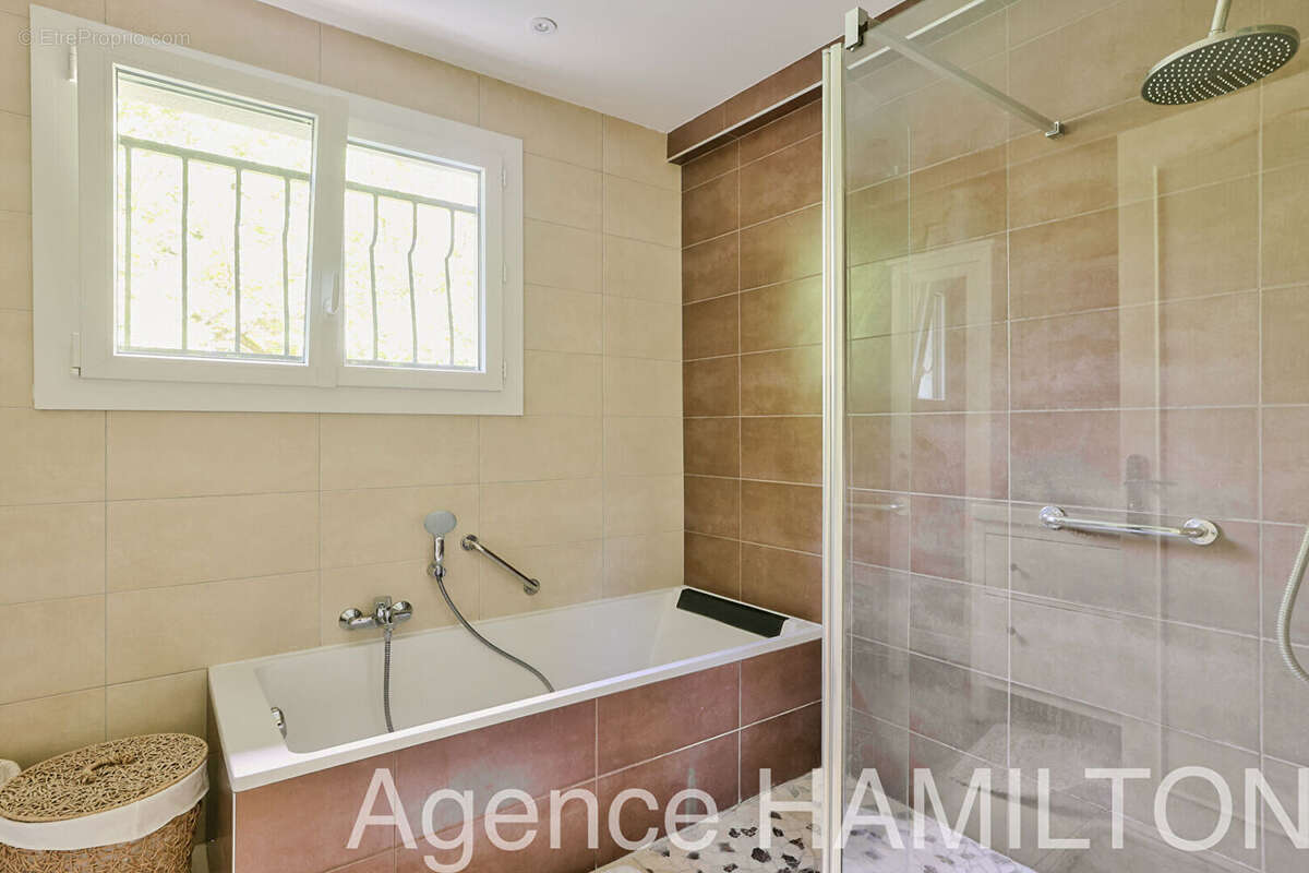 Maison familiale d'exception à l'Etang-La-Ville/ Marly-Le-Roi - photo 8