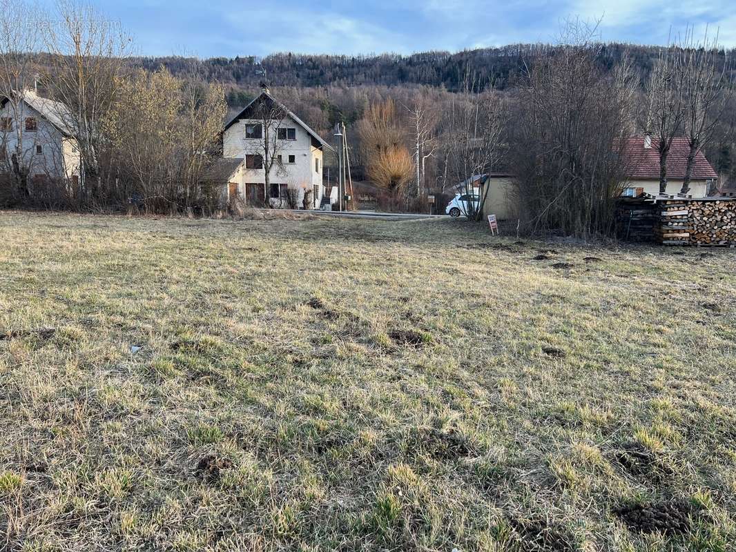 Terrain à CHABOTTES