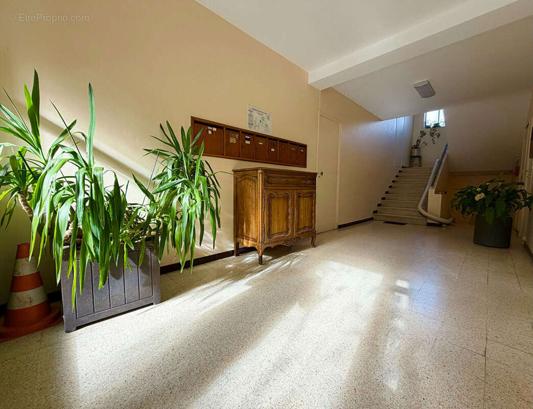 Appartement à MARSEILLE-16E