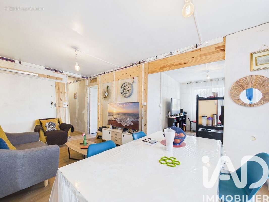 Photo 7 - Appartement à GRIGNY