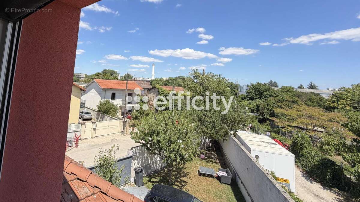 Maison 140 m² à Villeurbanne  - photo 19