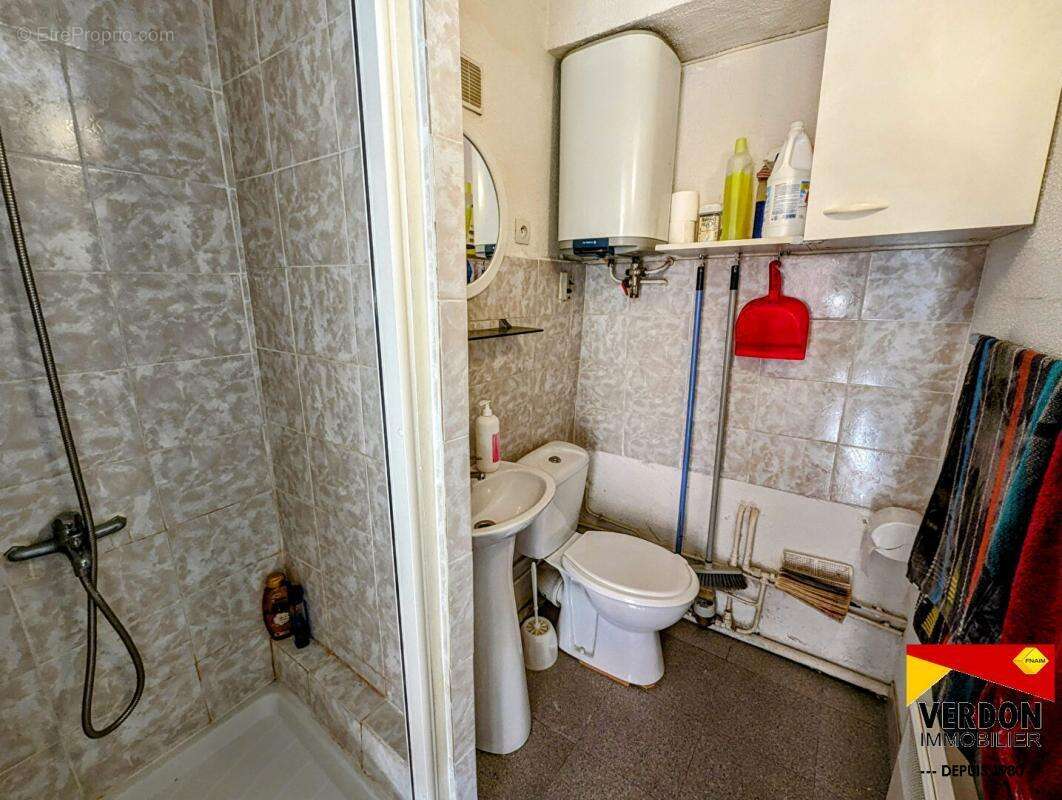 Appartement à SAINT-ANDRE-LES-ALPES