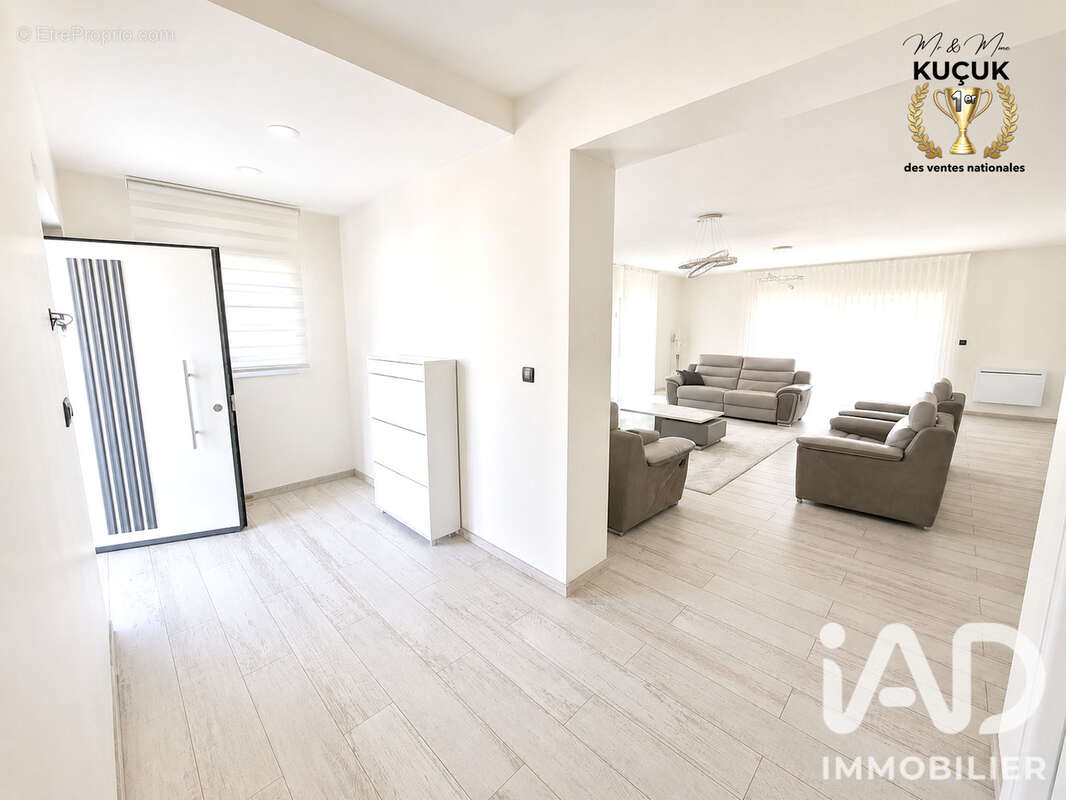 Maison 148 m² à Corquilleroy  - photo 8