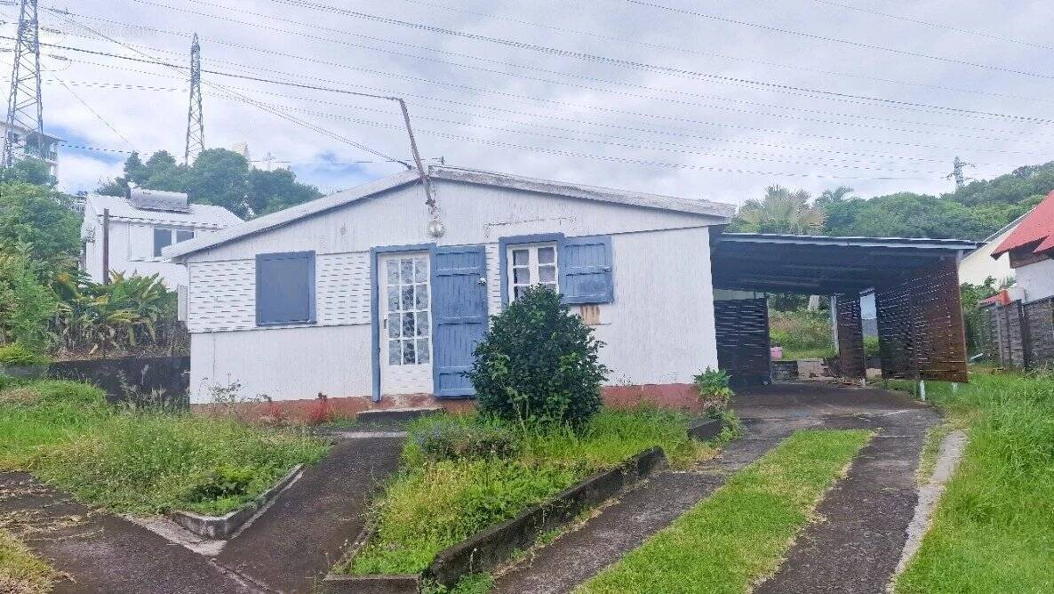 Maison à SAINT-DENIS