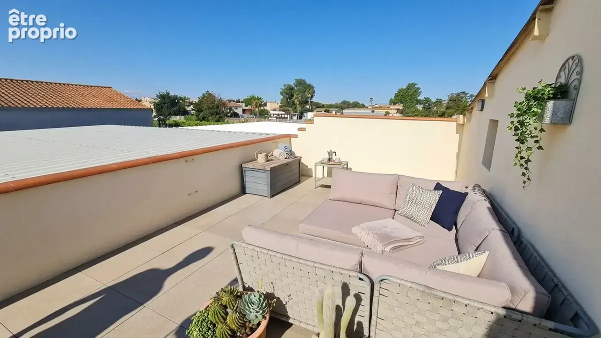 Entrepôt avec bureau et logement de fonction T4 avec terrasse - photo 5