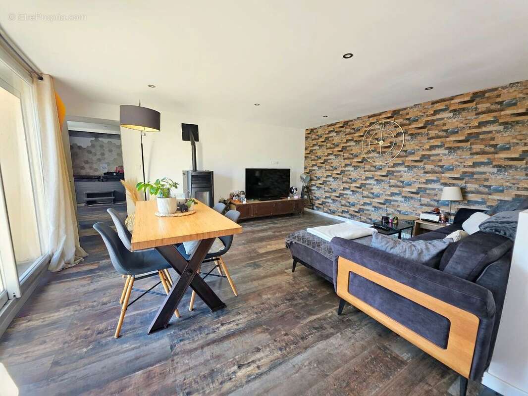 Maison 75 m² à Mazinghien  - photo 2