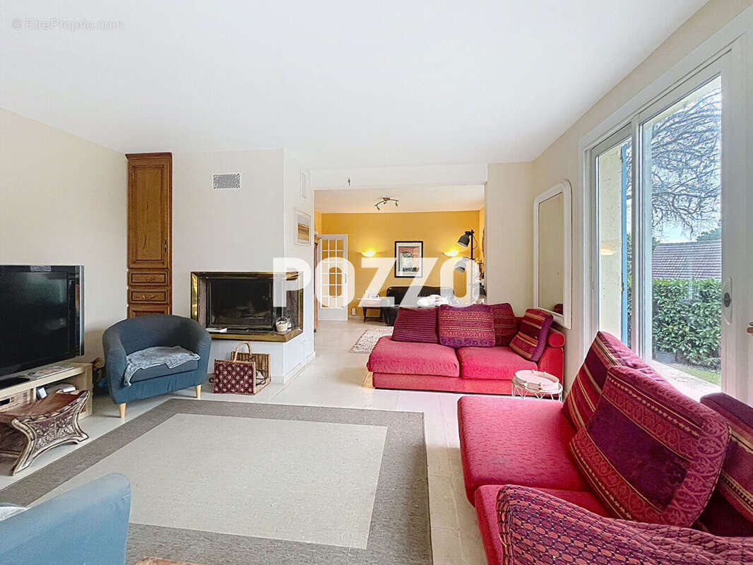 Maison à BRETTEVILLE-SUR-ODON