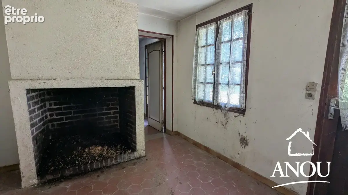 Vaste maison de plain-pied avec dépendances - photo 10
