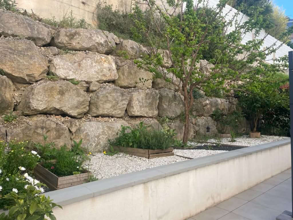 Appartement à MARSEILLE-12E