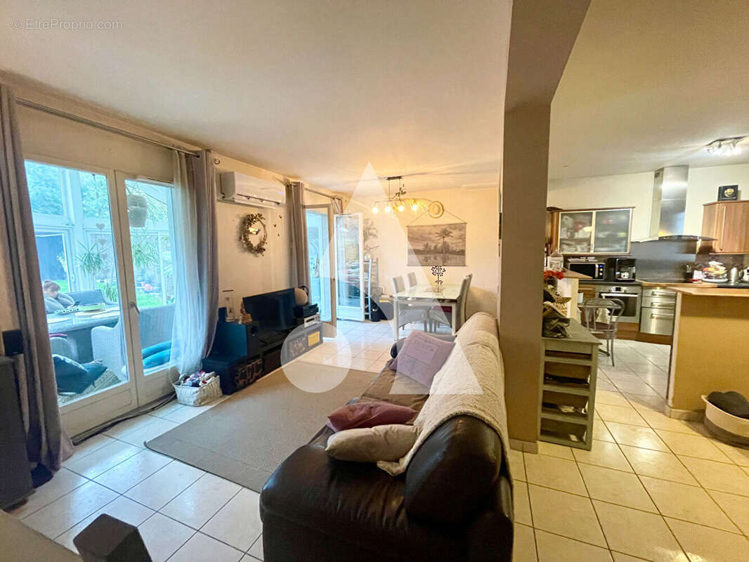 Maison à SUCY-EN-BRIE