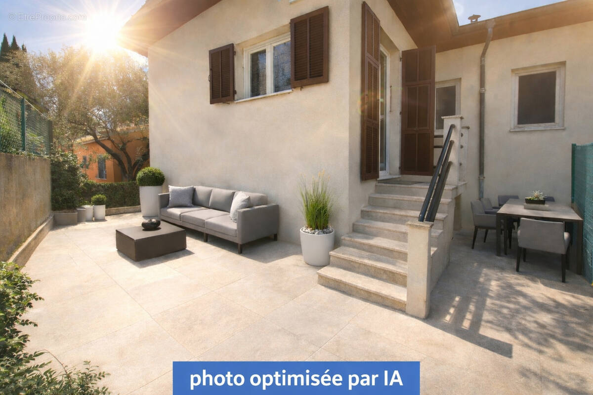 Appartement à MENTON