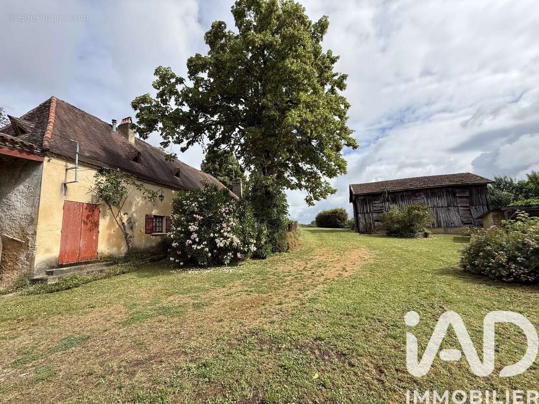 Maison 150 m² à Queyssac  - photo 3