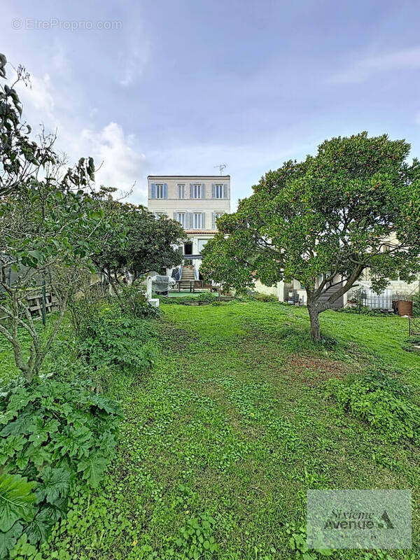 Maison à LA SEYNE-SUR-MER